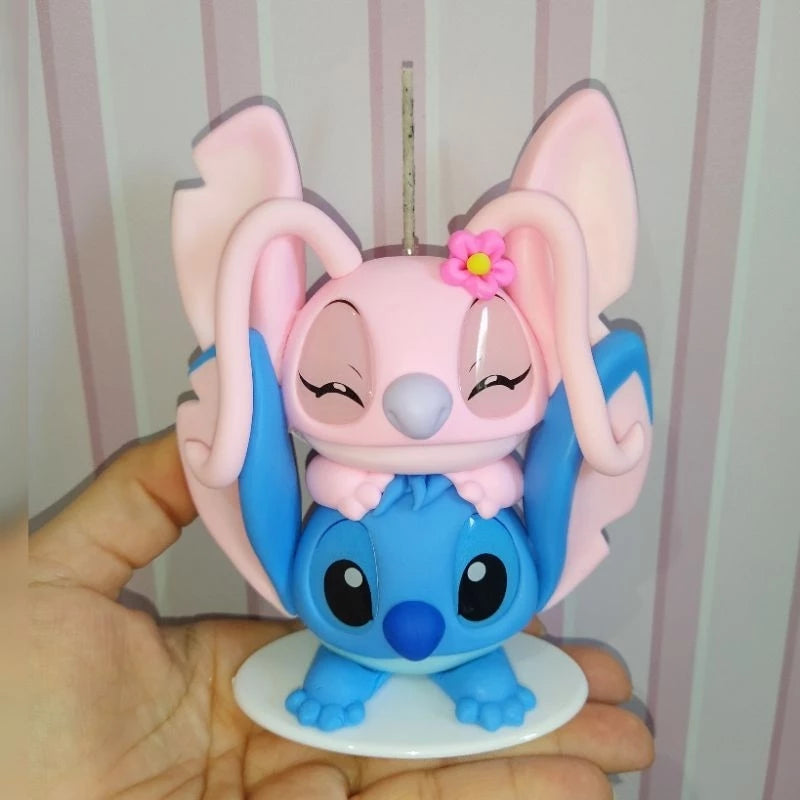 Vela Biscuit Stitch e Angel – Encanto para o Seu Parabéns! 💙💖