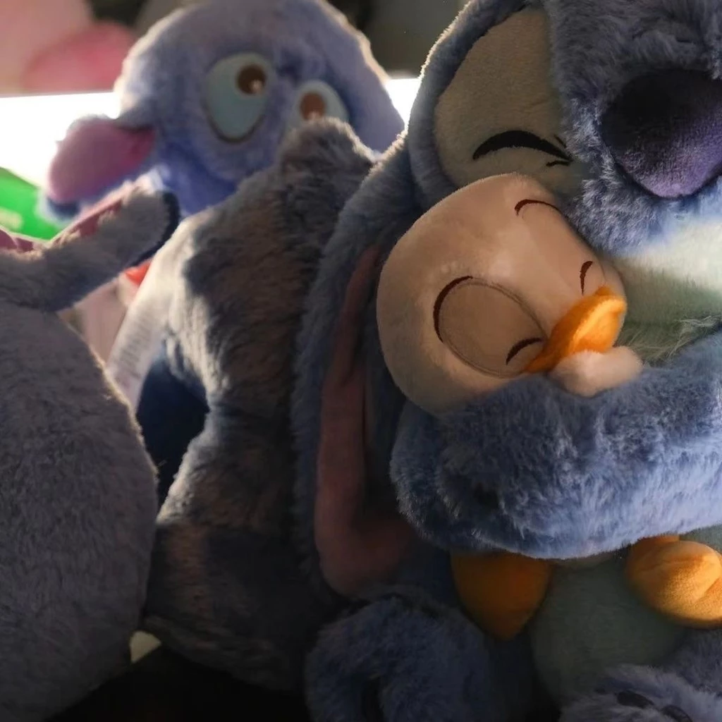 Pelúcia Stitch de 30 cm: O Companheiro Perfeito para Aventuras!