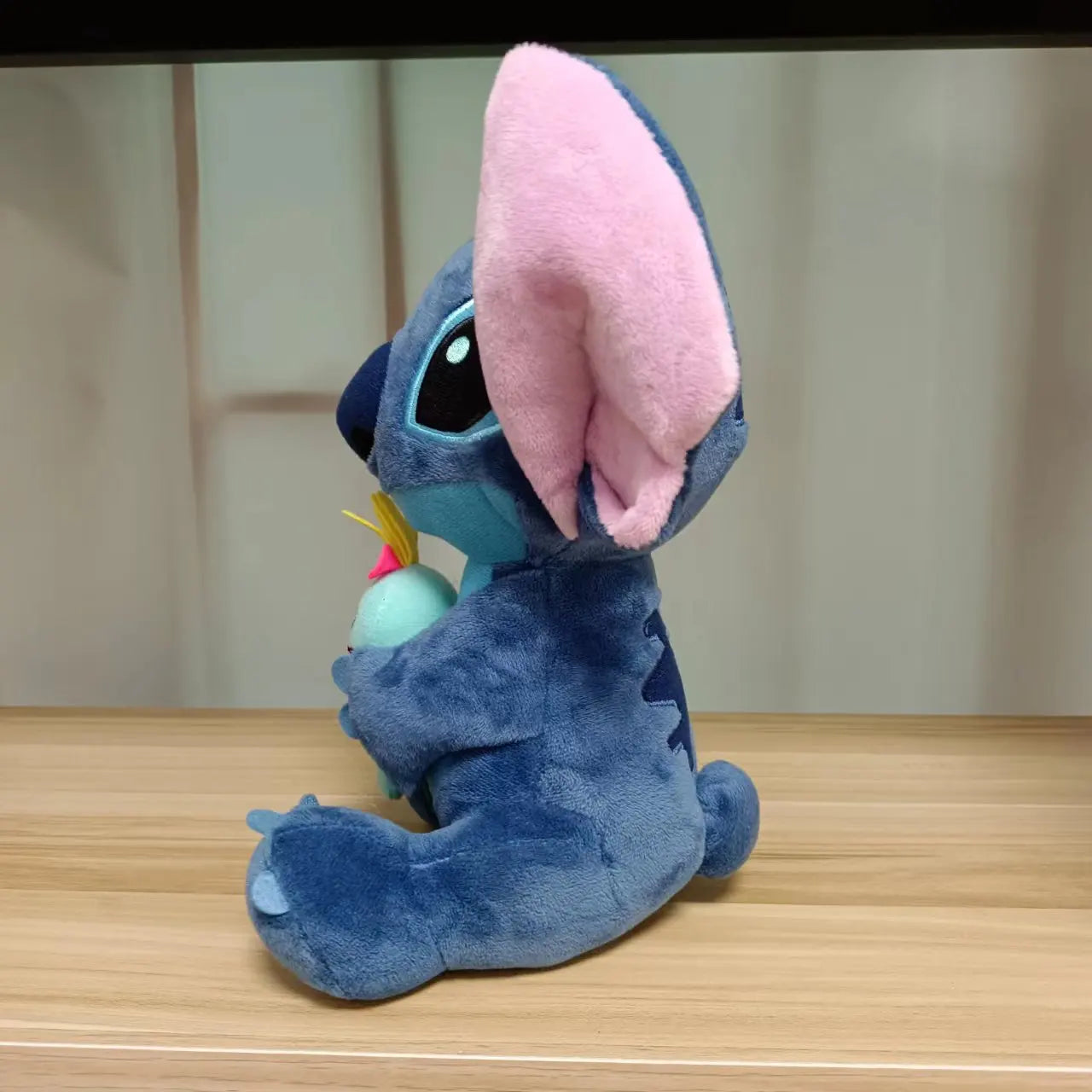 Pelúcia Stitch de 25 cm: Pequena, Fofa e Cheia de Carinho!