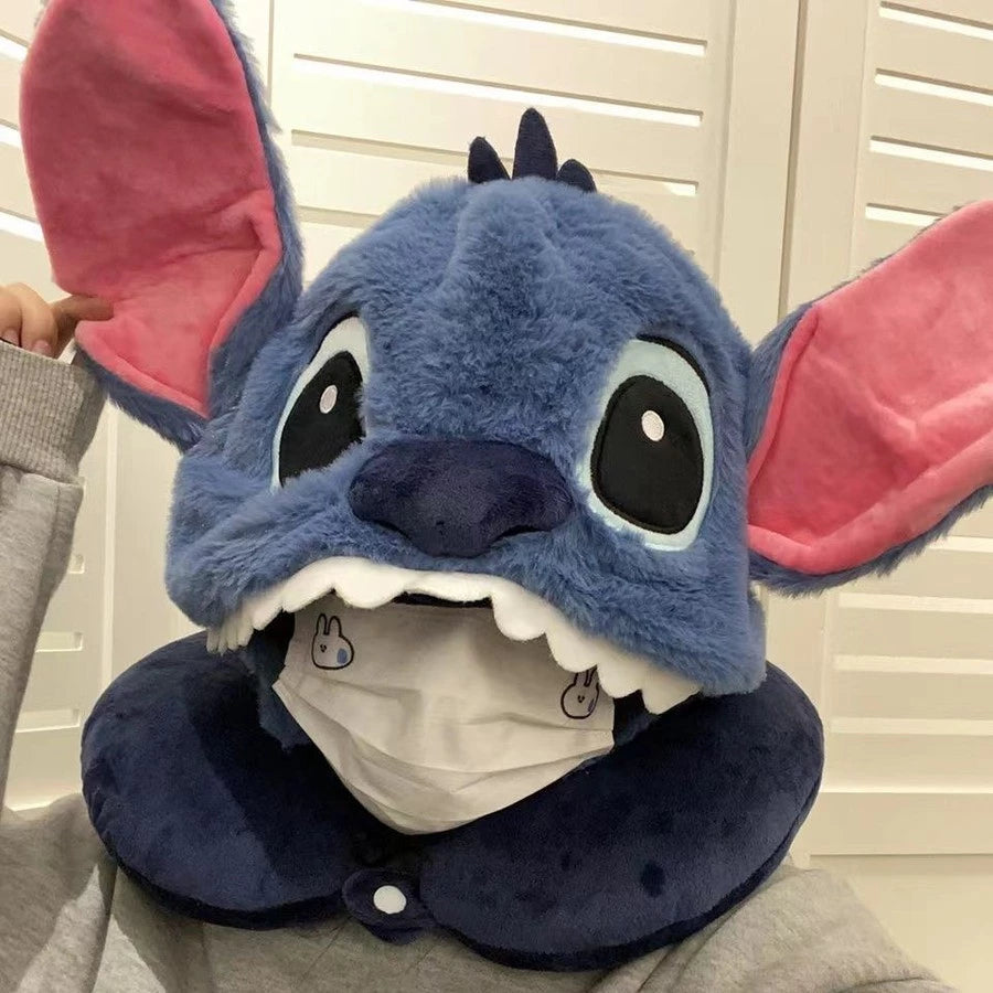 Almofada de Pescoço Stitch – Conforto Intergaláctico em Cada Viagem! 🚗✈️💙