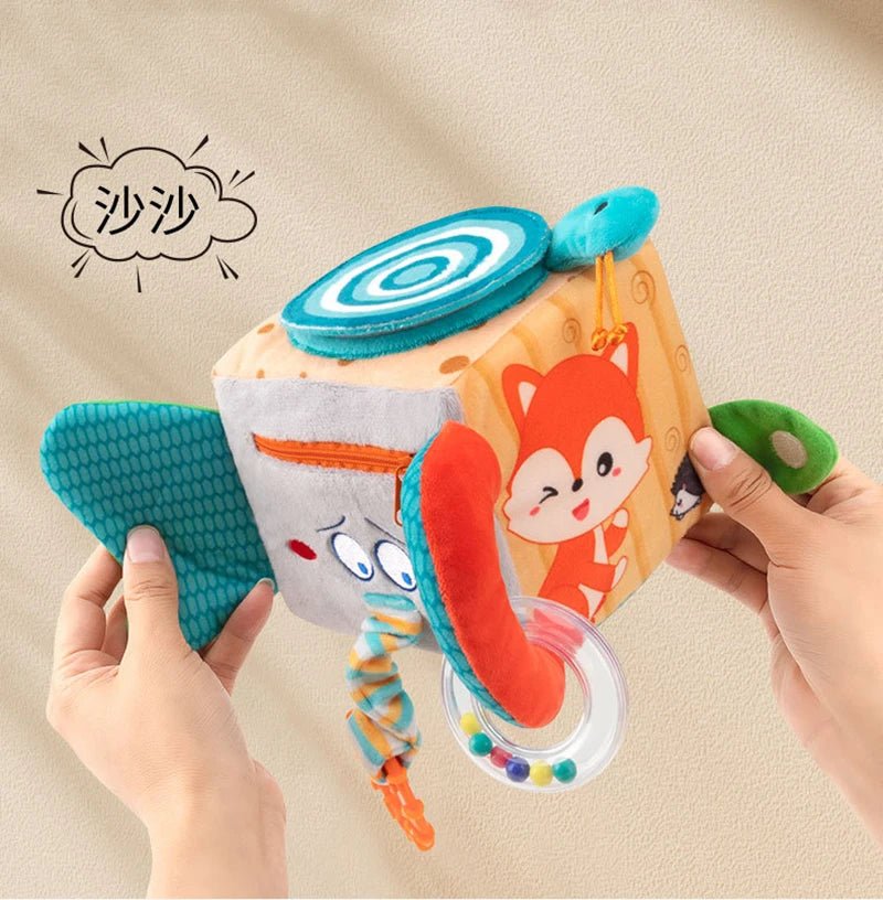 Cubo de Atividades de Pelúcia Sensorial com Chocalho e Mordedor para Bebê