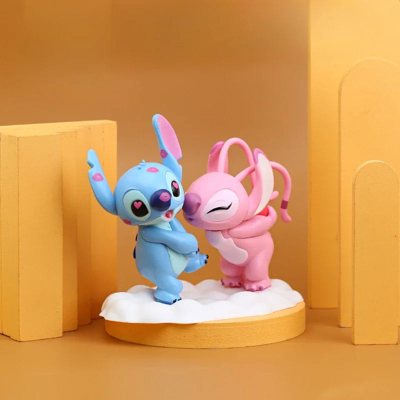 Miniatura Decorativa Stitch & Angel - Colecionável Apaixonante! 💖🌈