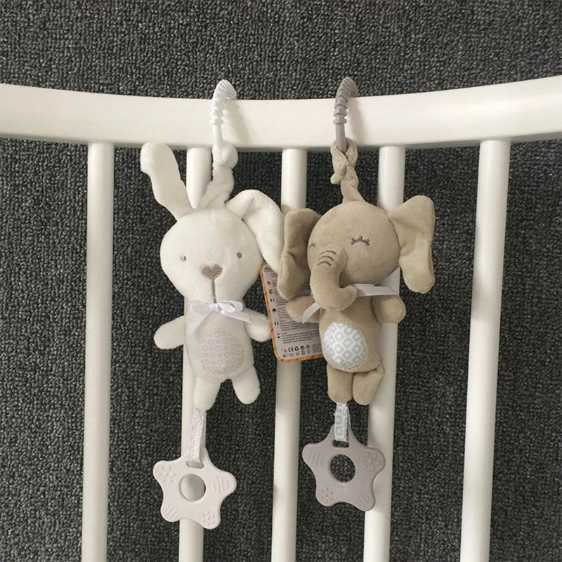 Pendente de Pelúcia com Mordedor e Chocalho para Carrinho e Berço