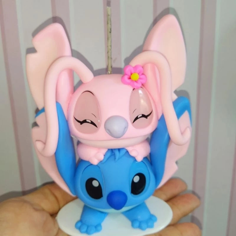 Vela Biscuit Stitch e Angel – Encanto para o Seu Parabéns! 💙💖